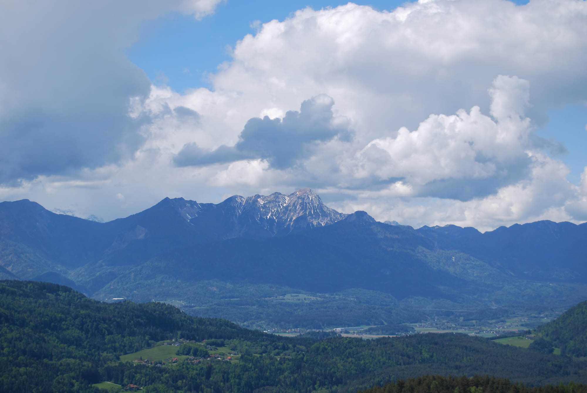 Z Pyramidenkogel je krásny výhľad na Triglav - najvyšší vrch Slovinska
