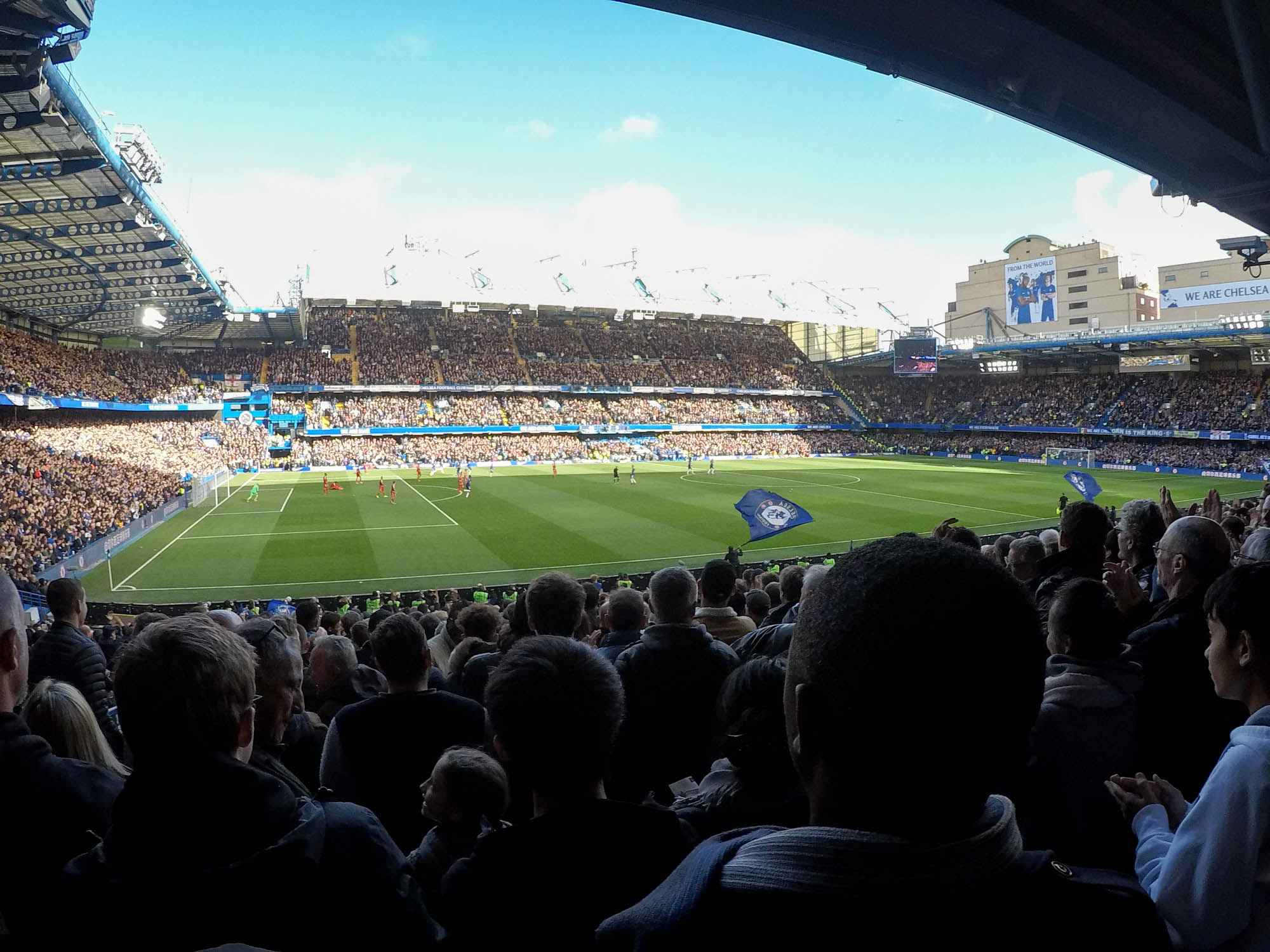 Stamford Bridge, plný štadión