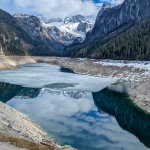 Foto 1: Pohľad na jazero Gosausee s ľadovcom Dachstein v pozadí